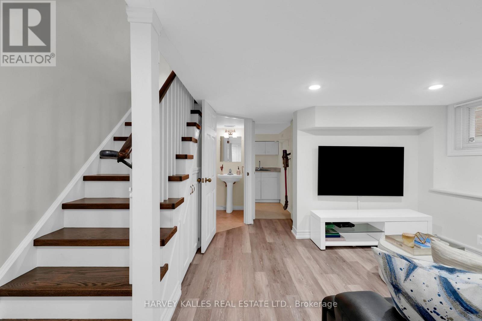 86 Woburn Avenue, Toronto, Ontario  M5M 1K6 - Photo 26 - C13481554