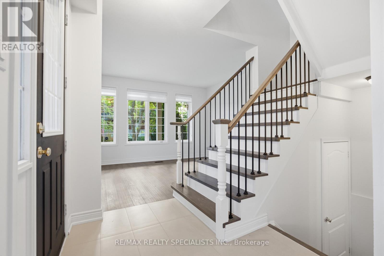 73 Gowland Road, Markham, Ontario  L6B 1C5 - Photo 5 - N13481572