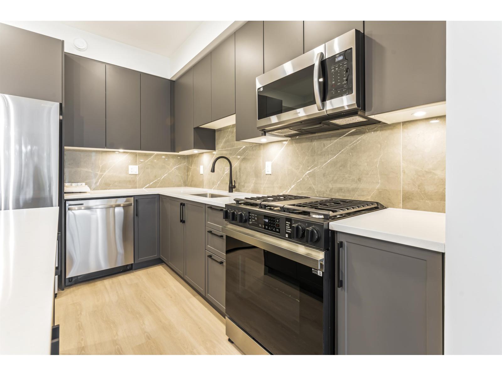 611 3480 146a Street, Surrey, British Columbia  V4P 0H6 - Photo 6 - R3138460