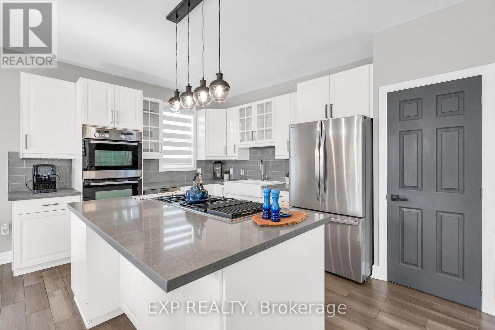 5 Farley Circle, Georgina, Ontario  L0E 1S0 - Photo 13 - N13476964