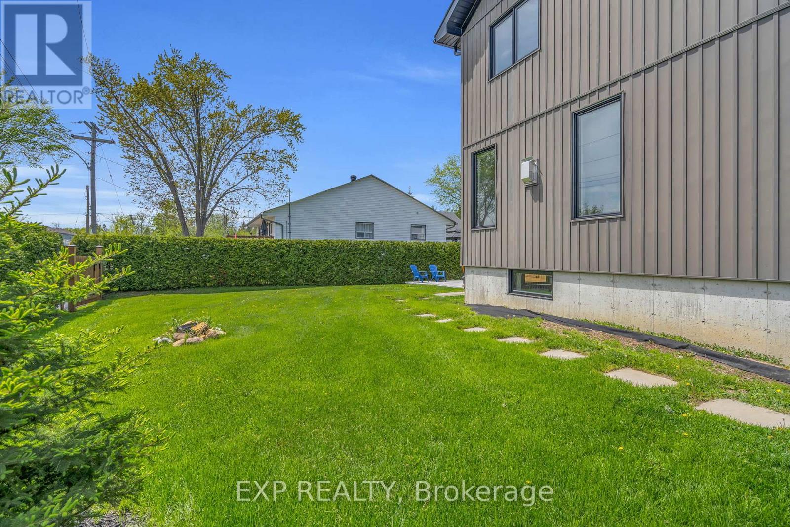 5 Farley Circle, Georgina, Ontario  L0E 1S0 - Photo 40 - N13476964