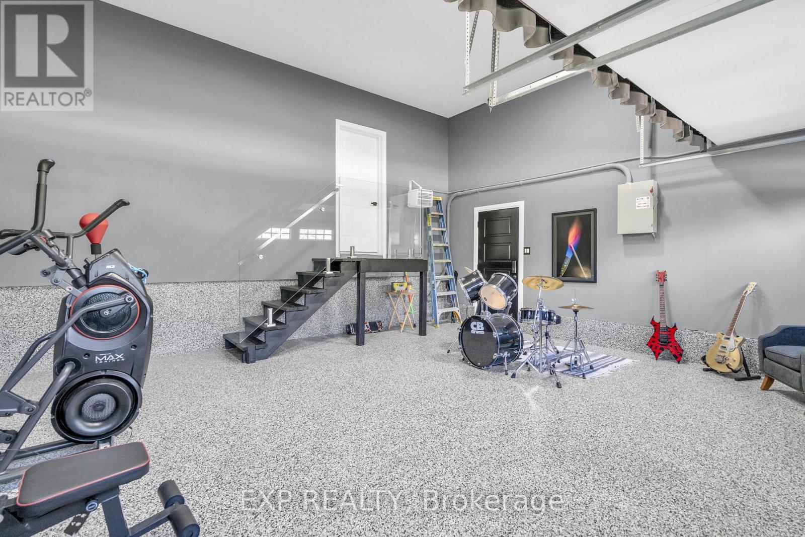 5 Farley Circle, Georgina, Ontario  L0E 1S0 - Photo 36 - N13476964