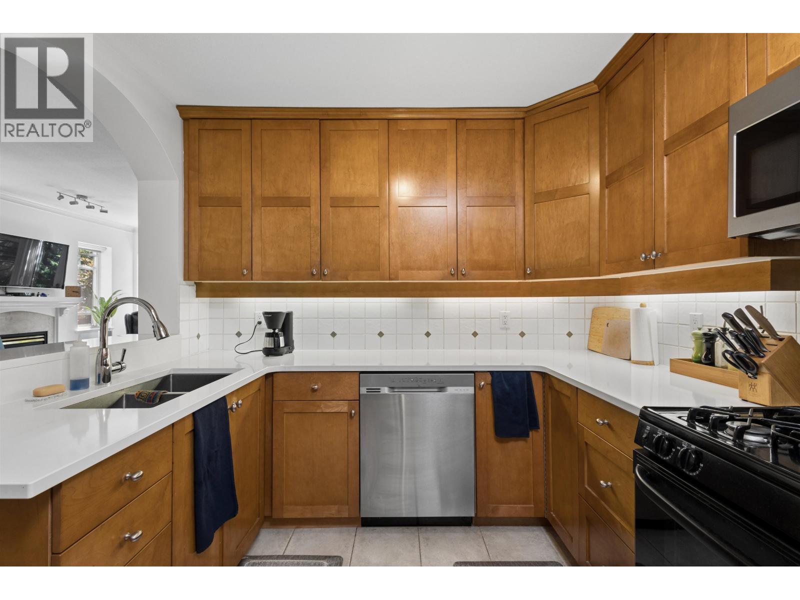 2487 W 39th Avenue, Vancouver, British Columbia  V6M 4M3 - Photo 10 - R3136071