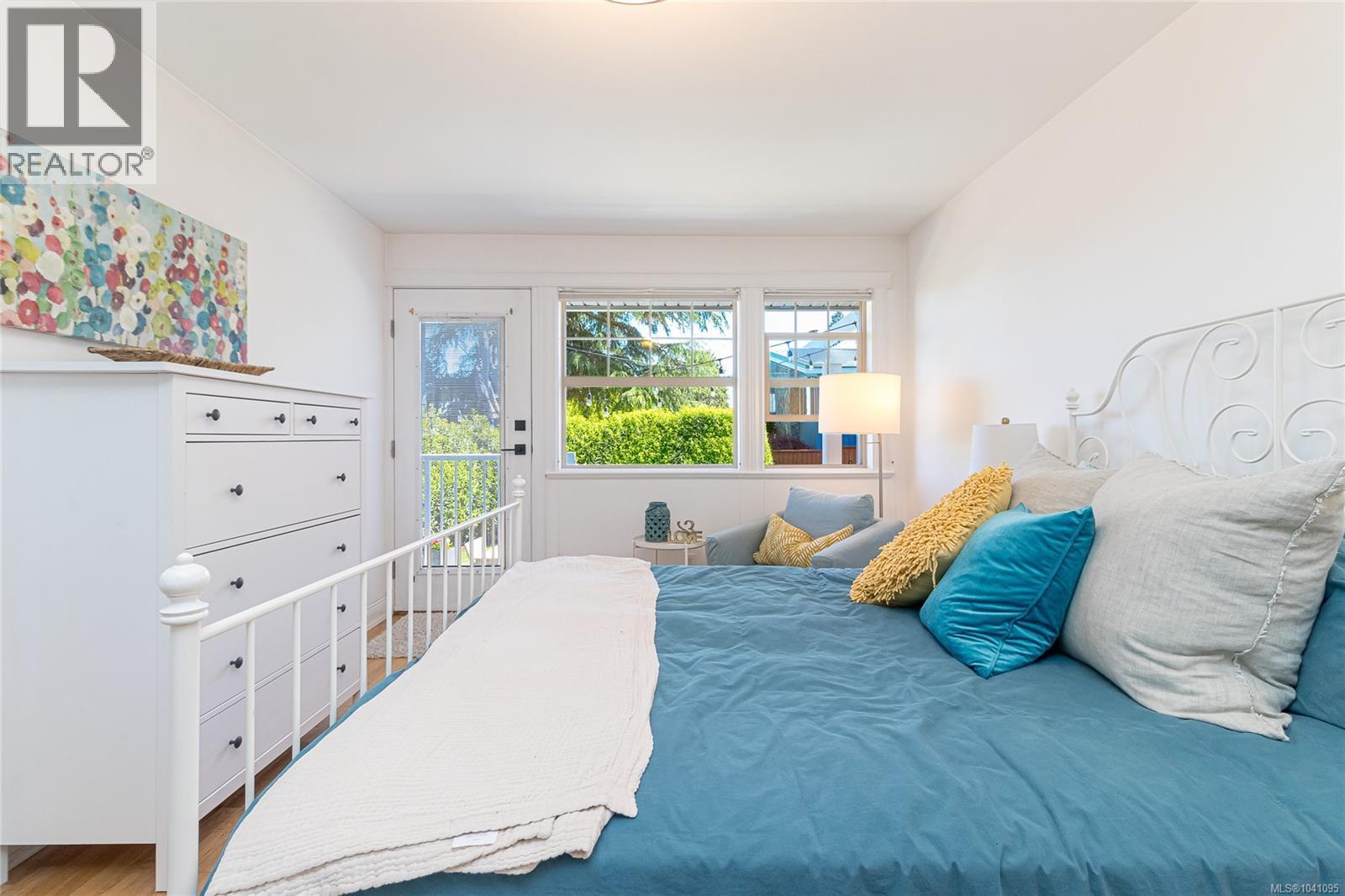 1786 Barrie Rd, Saanich, British Columbia  V8N 2W7 - Photo 29 - 1041095