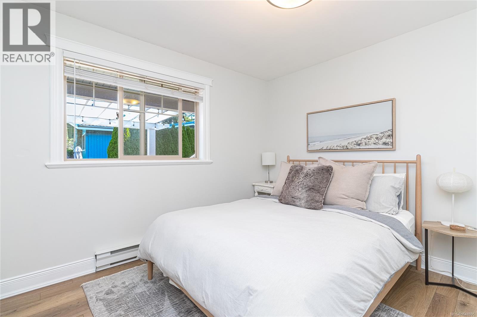 1786 Barrie Rd, Saanich, British Columbia  V8N 2W7 - Photo 44 - 1041095