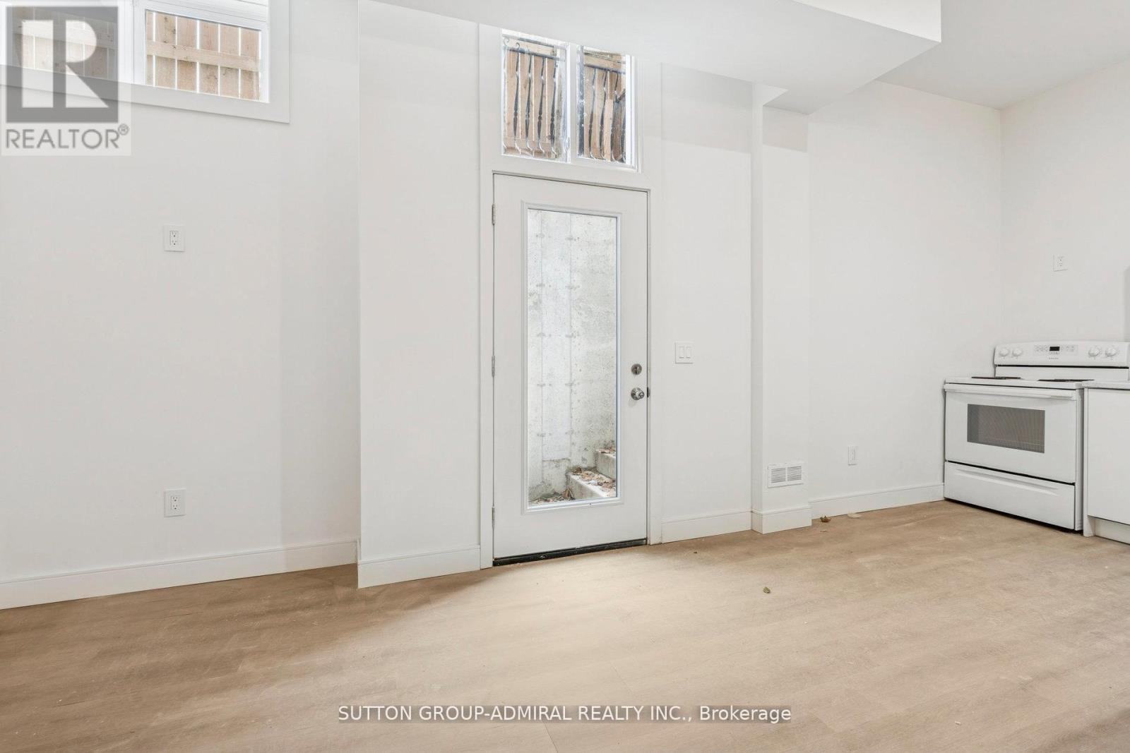 78 Burncrest Drive, Toronto, Ontario  M5M 2Z5 - Photo 35 - C13476682