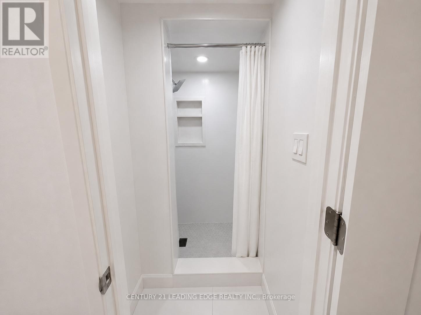 Lower Flr - 105 Main Street, Markham, Ontario L2R 2G1 - Photo 9 - N13481654