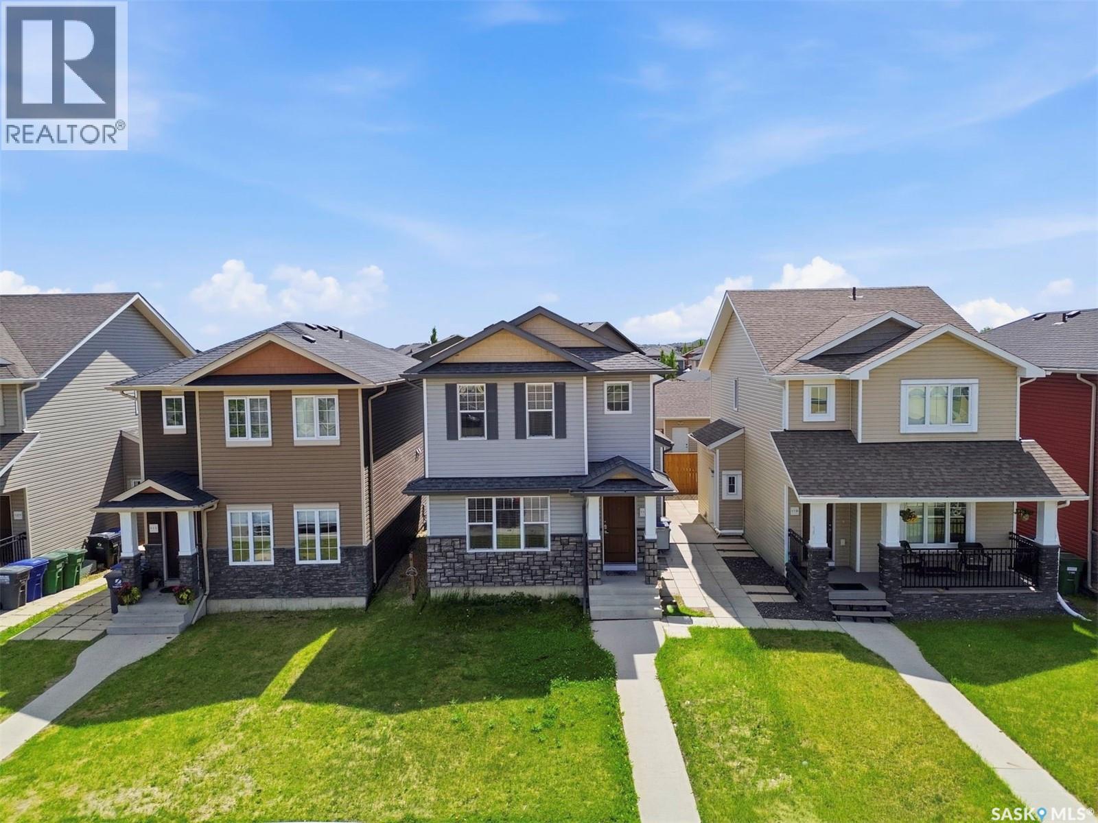 115 Tweed Lane, Saskatoon, Saskatchewan S7V 0K1 - Photo 2 - SK040378