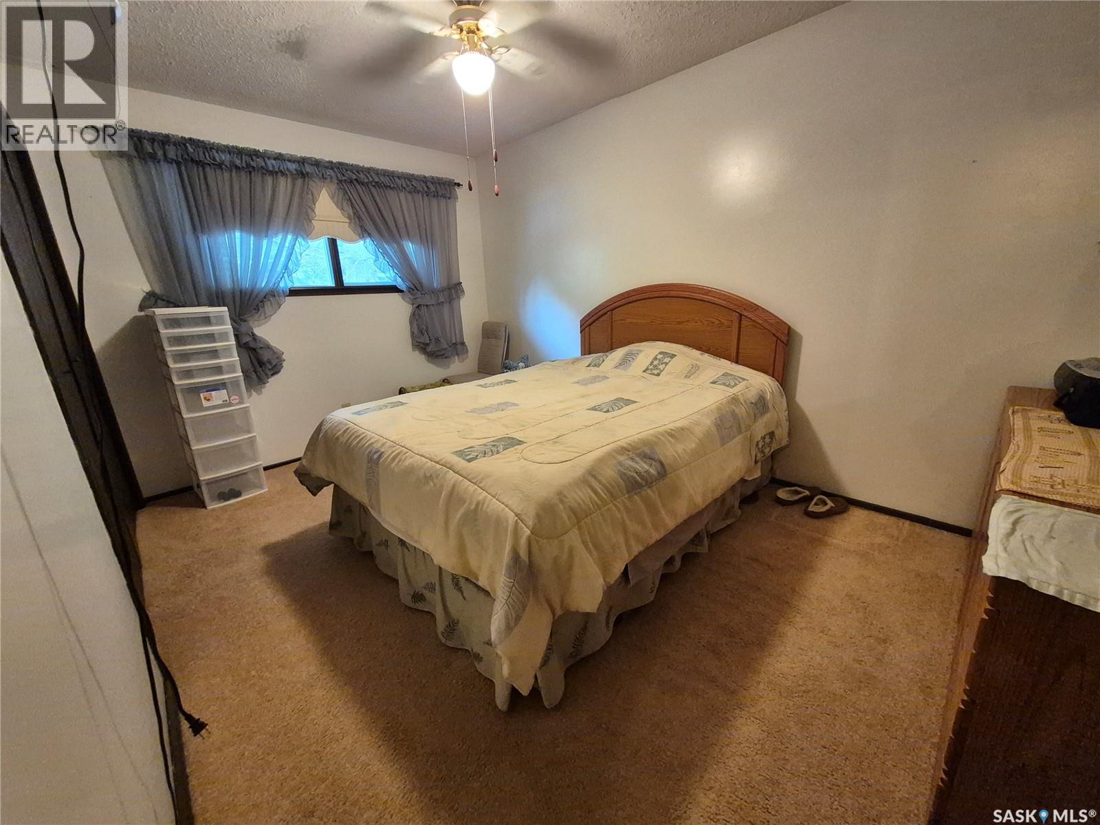566 Dieppe Drive, Weyburn, Saskatchewan  S4H 2Y2 - Photo 20 - SK040358