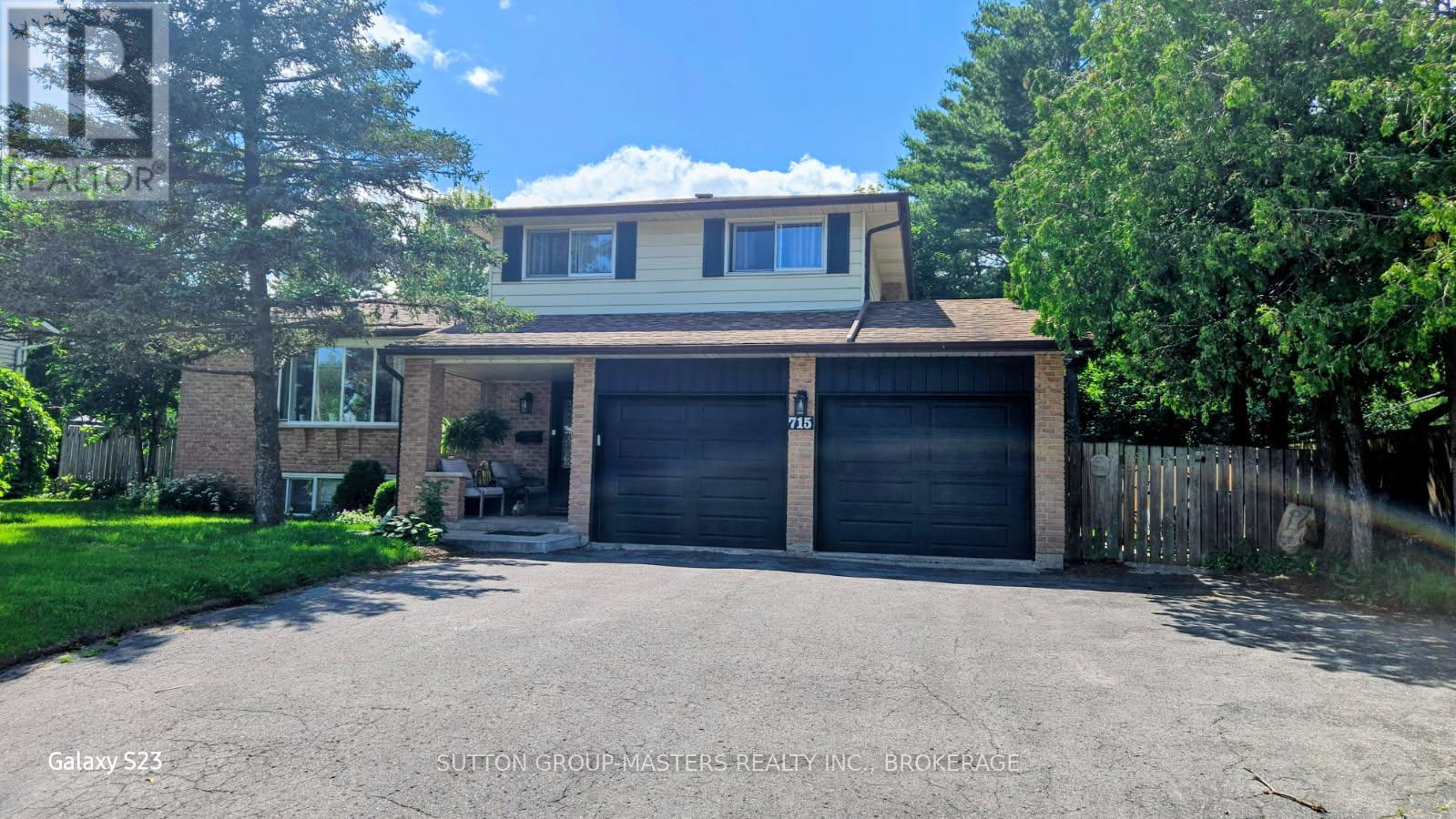 715 COLLINS BAY ROAD, Kingston, Ontario