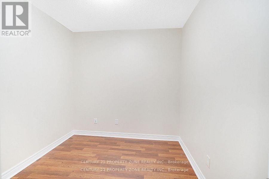 1703 - 310 Burnhamthorpe Road W, Mississauga, Ontario  L5B 4P9 - Photo 17 - W13481632
