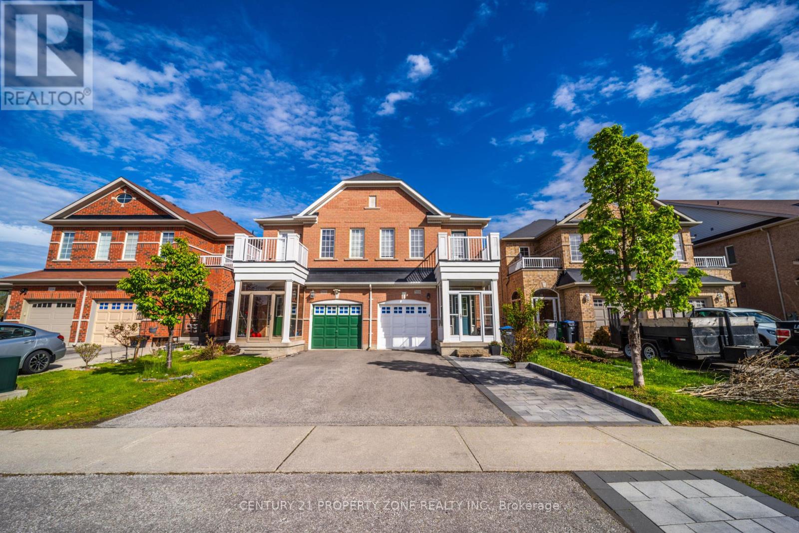 5324 Bellaggio Crescent, Mississauga, Ontario  L5V 0C9 - Photo 4 - W13481664