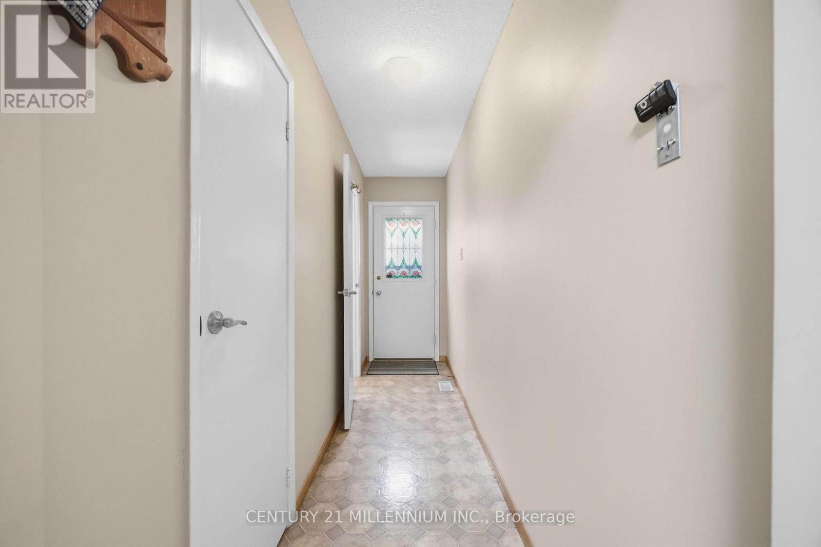 112 Blackthorn Lane, Brampton, Ontario  L6V 3K8 - Photo 15 - W13481698