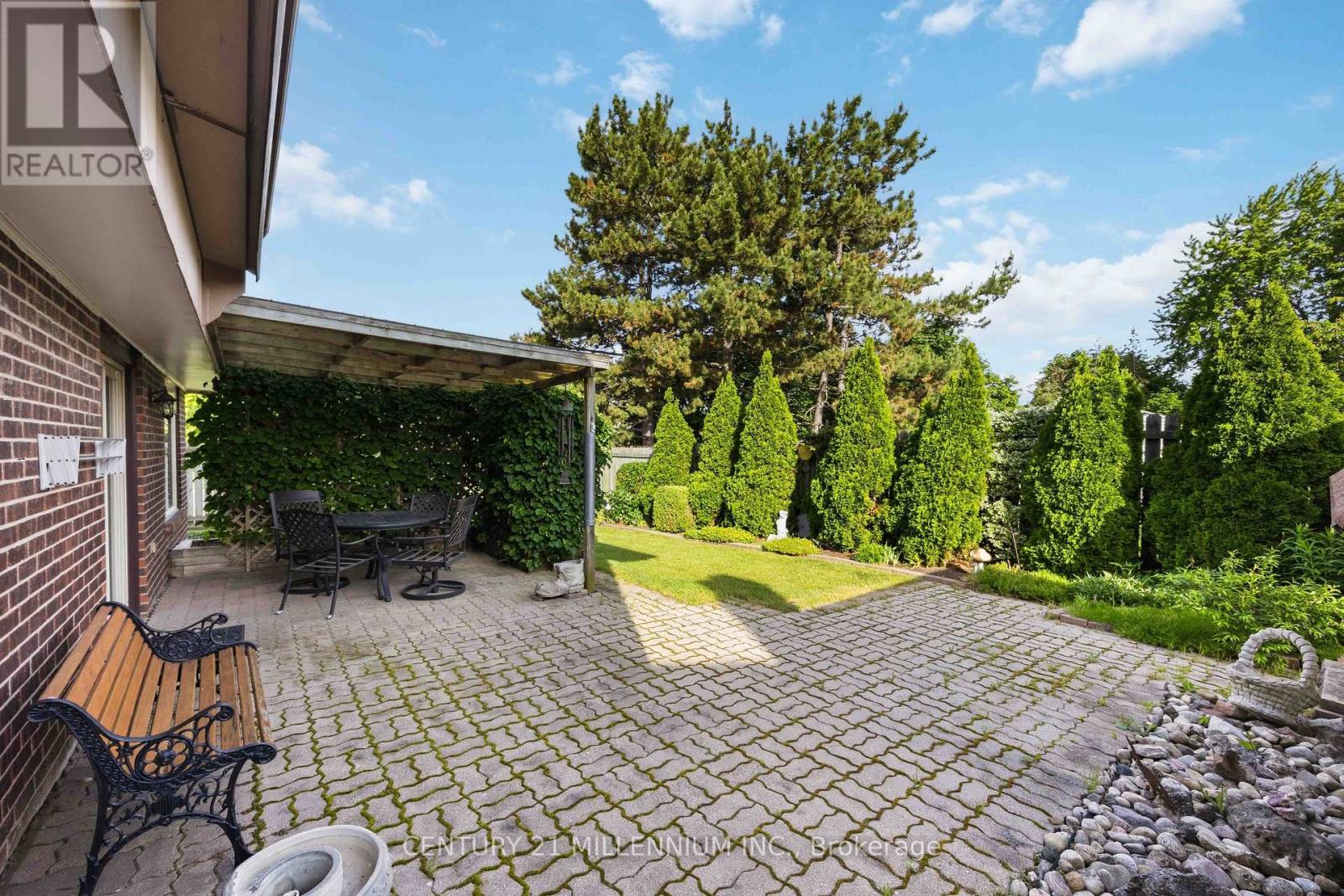 112 Blackthorn Lane, Brampton, Ontario  L6V 3K8 - Photo 36 - W13481698