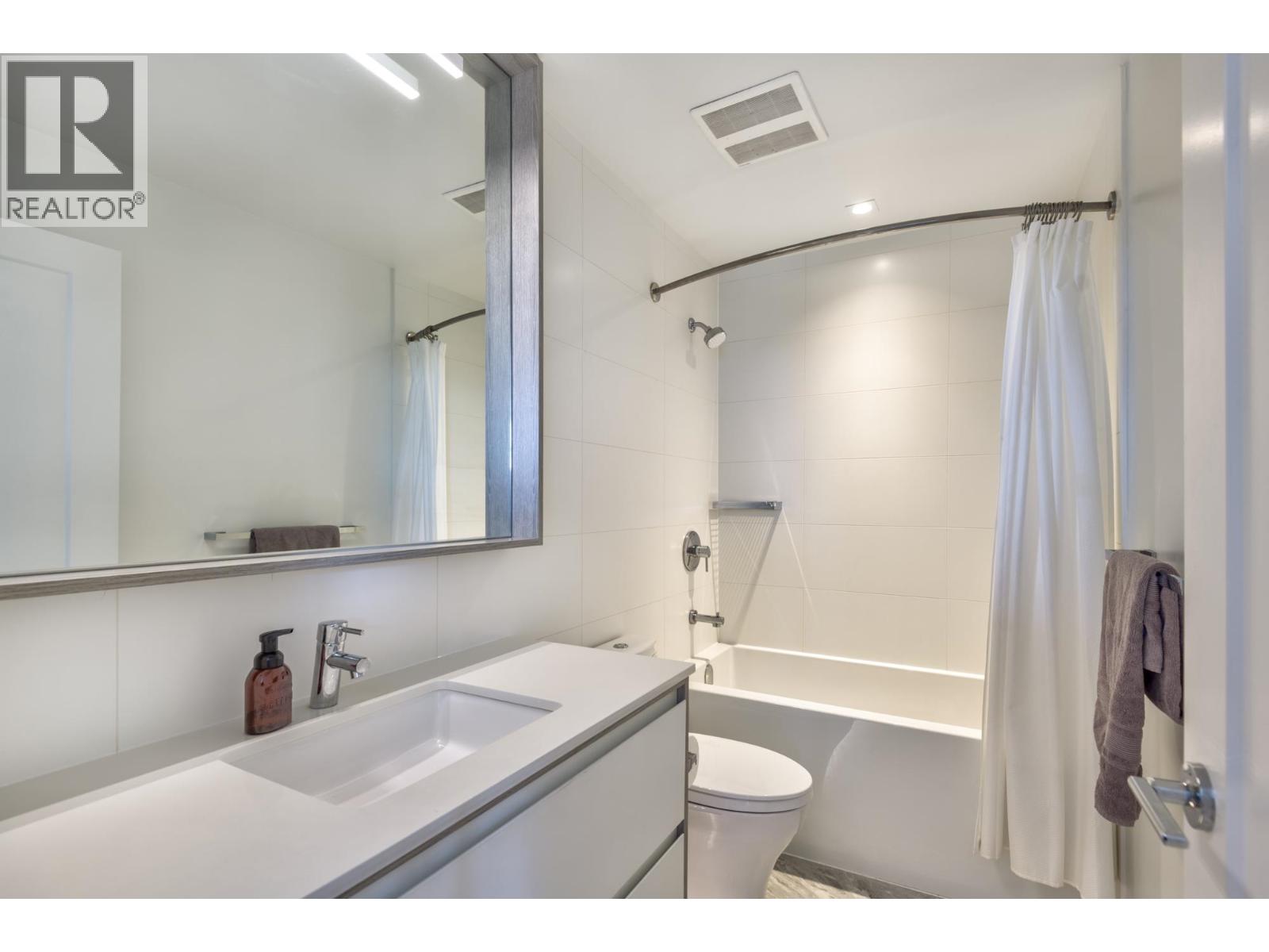 1301 2288 Alpha Avenue, Burnaby, British Columbia  V5C 0L9 - Photo 12 - R3139076