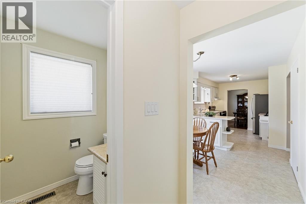 1495 Clinton Court, Burlington, Ontario  L7M 1N1 - Photo 15 - 40840177