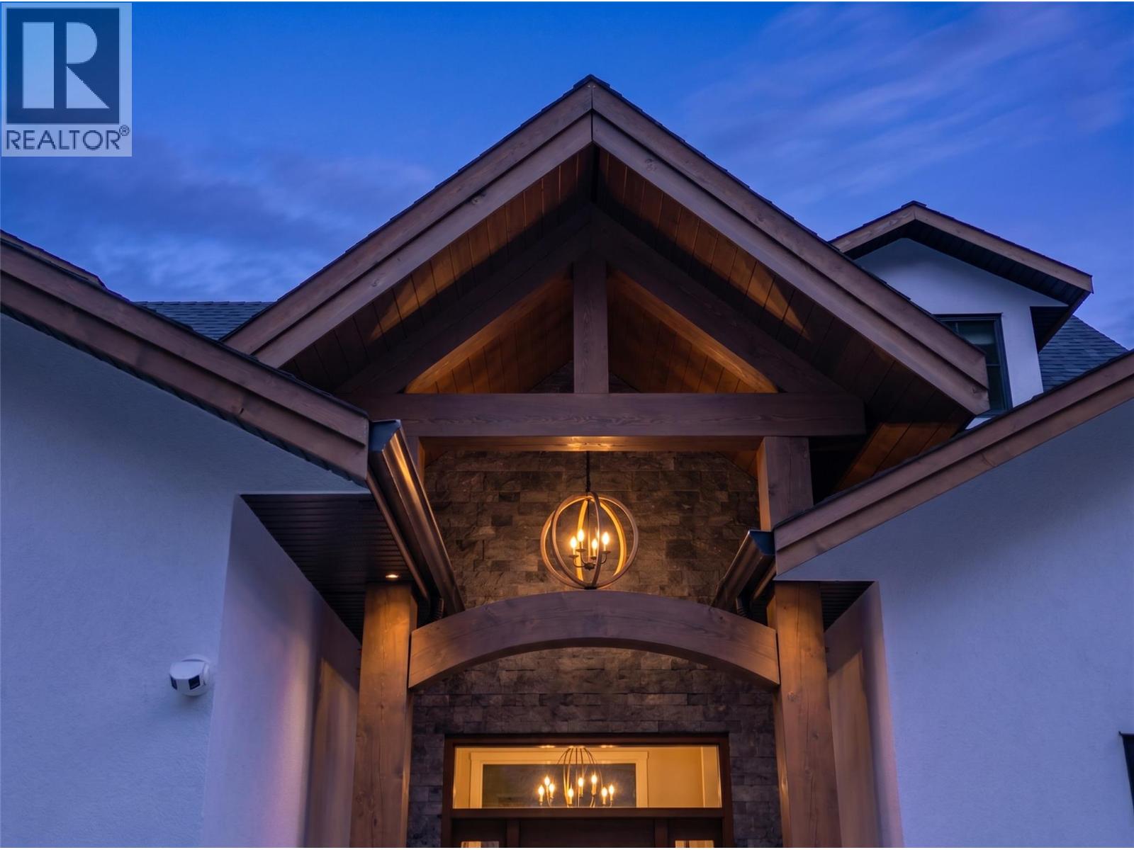 6121 Seymoure Lane, Peachland, British Columbia  V0H 1X4 - Photo 9 - 10391090
