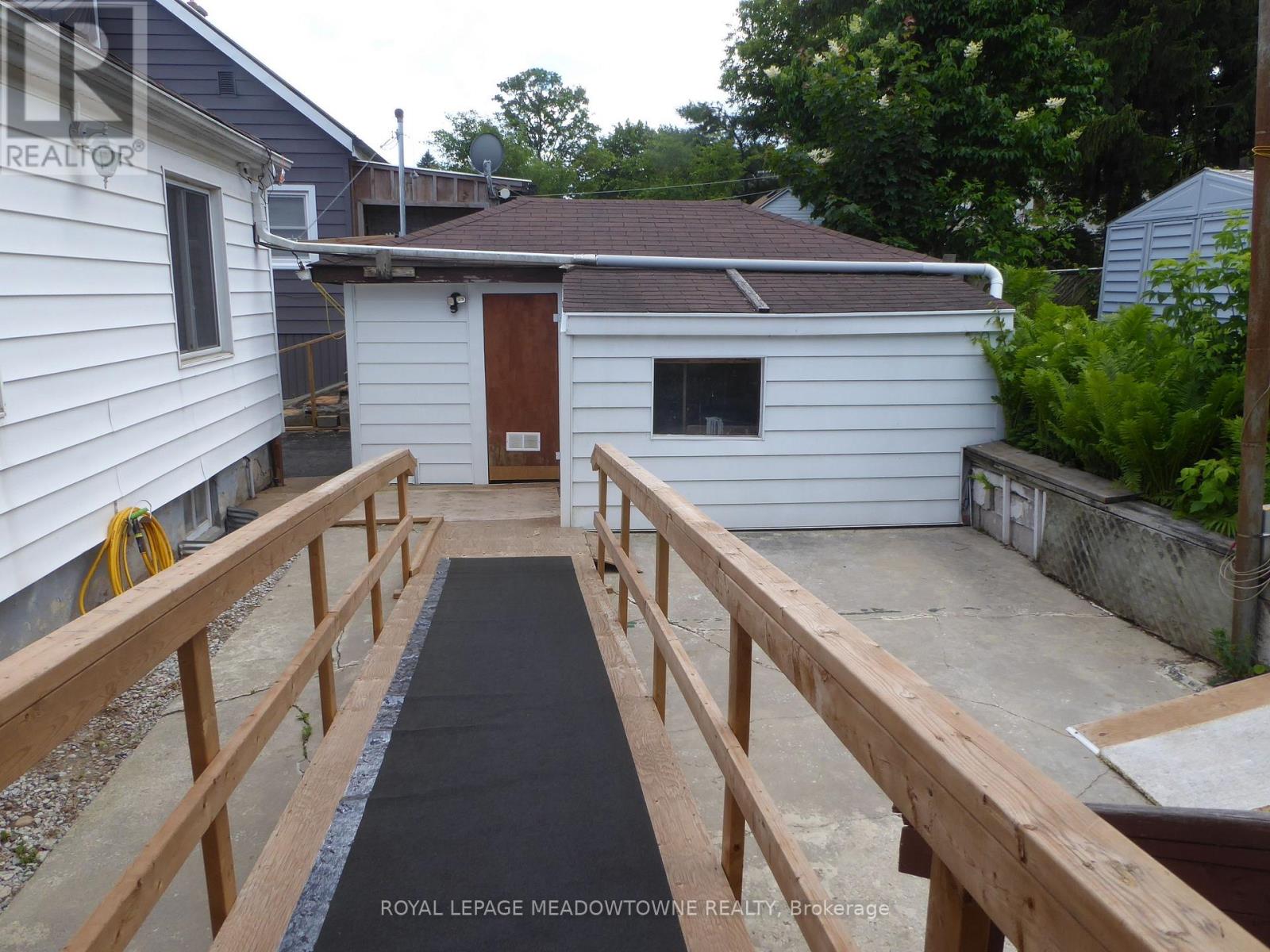 43 Cobblehill Road, Halton Hills, Ontario  L7J 1P1 - Photo 34 - W13450918