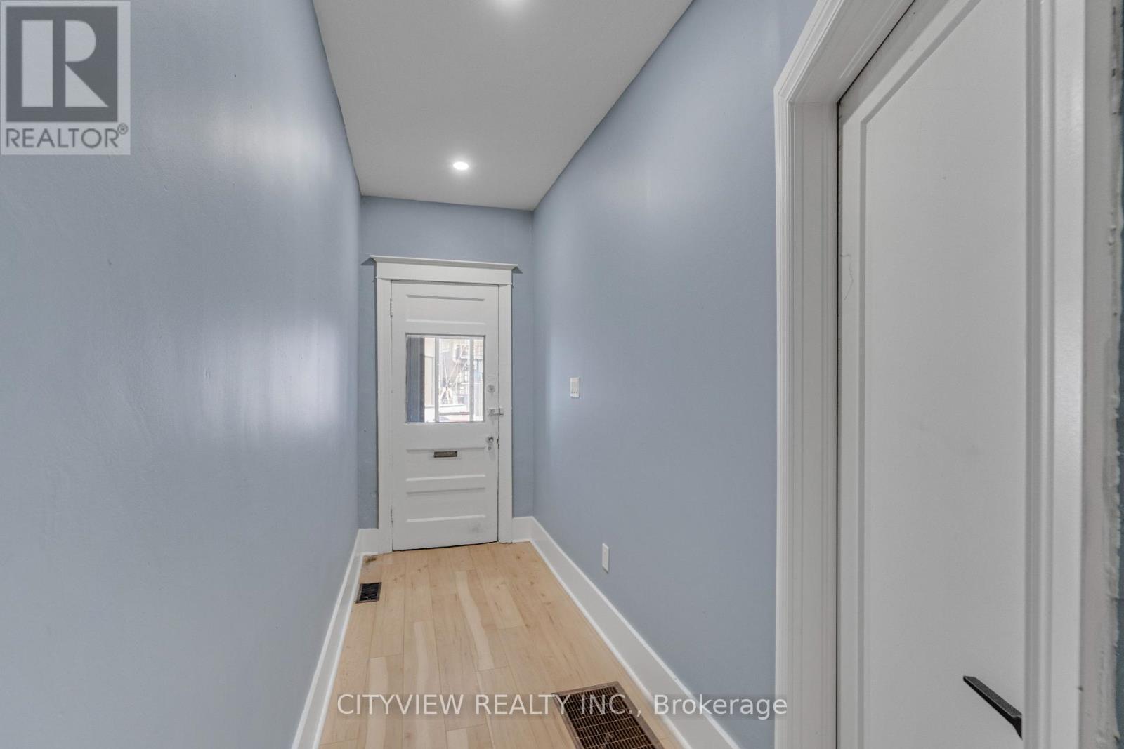 382 Beach Road, Hamilton, Ontario  L8H 3K5 - Photo 21 - X13481702