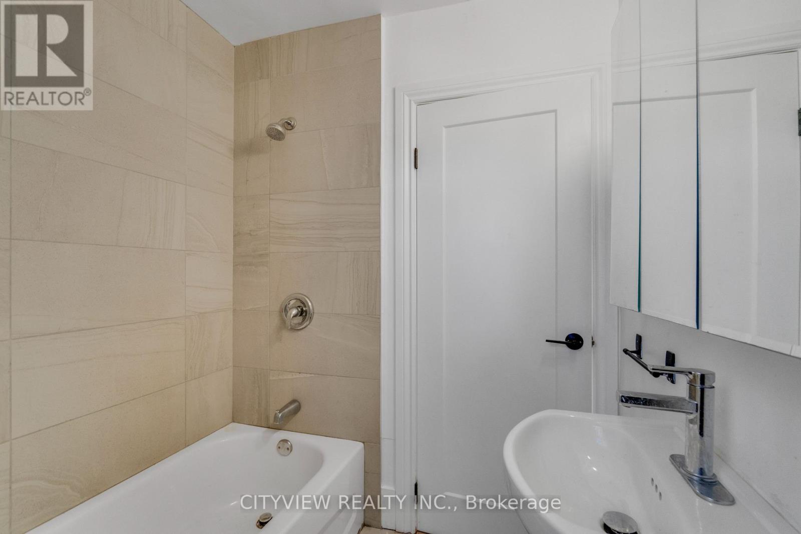 382 Beach Road, Hamilton, Ontario  L8H 3K5 - Photo 30 - X13481702