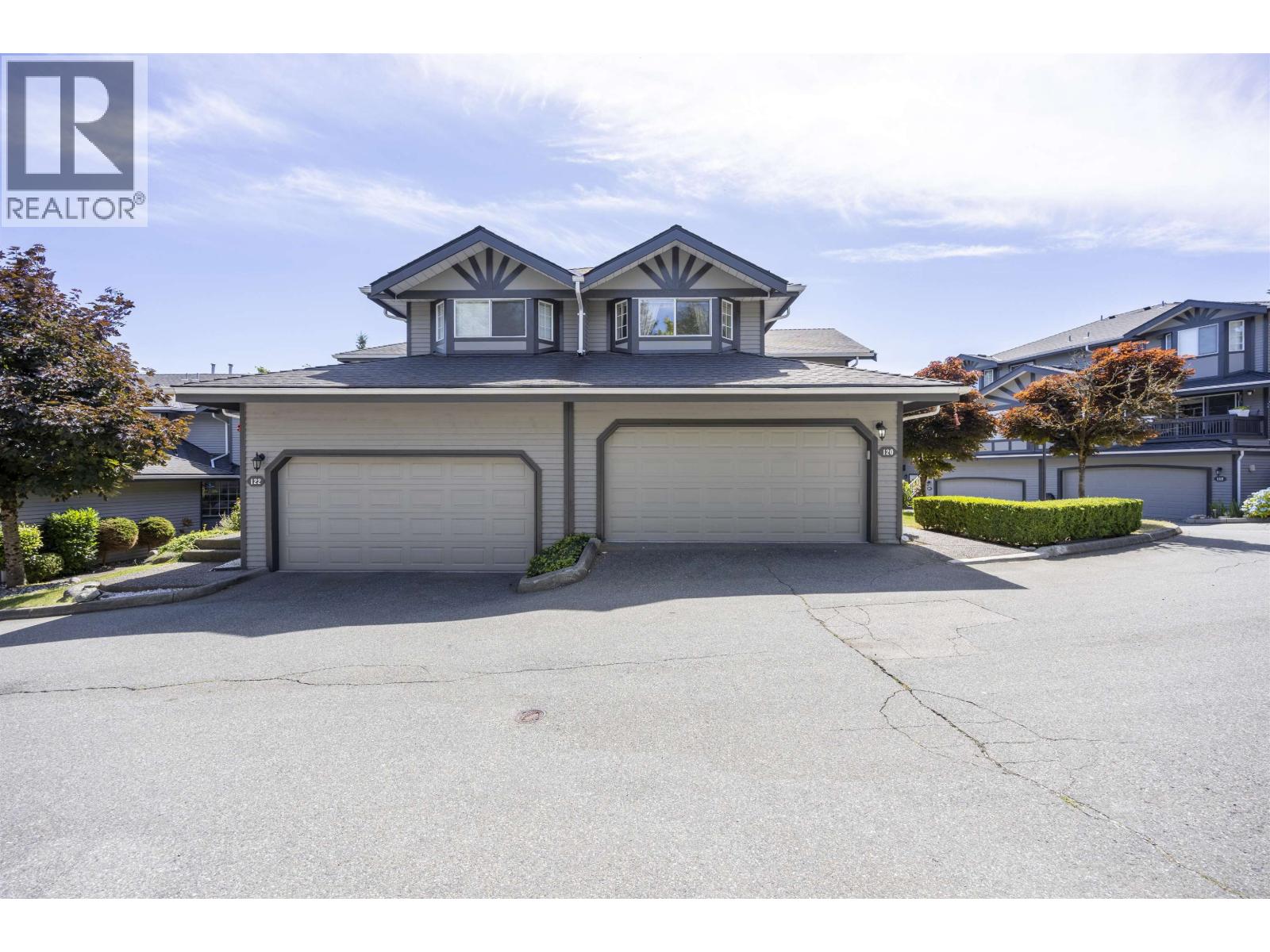 120 1685 PINETREE WAY