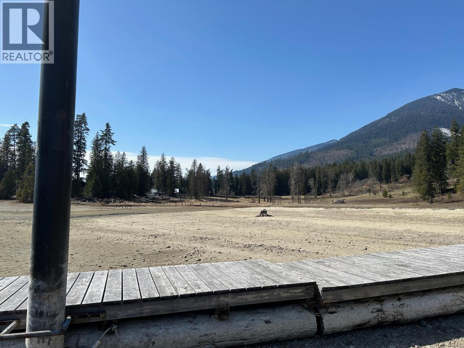 7416 3a Highway, Balfour, British Columbia  V1L 7E9 - Photo 12 - 10342217