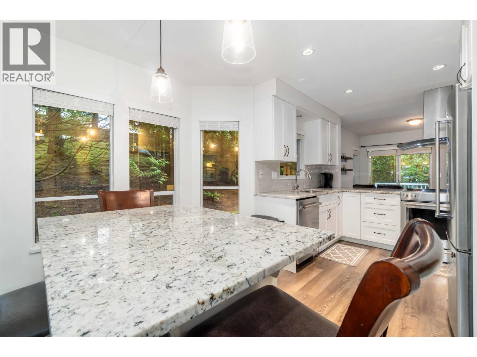 30 2590 Panorama Drive, Coquitlam, British Columbia  V3E 2W9 - Photo 7 - R3139149