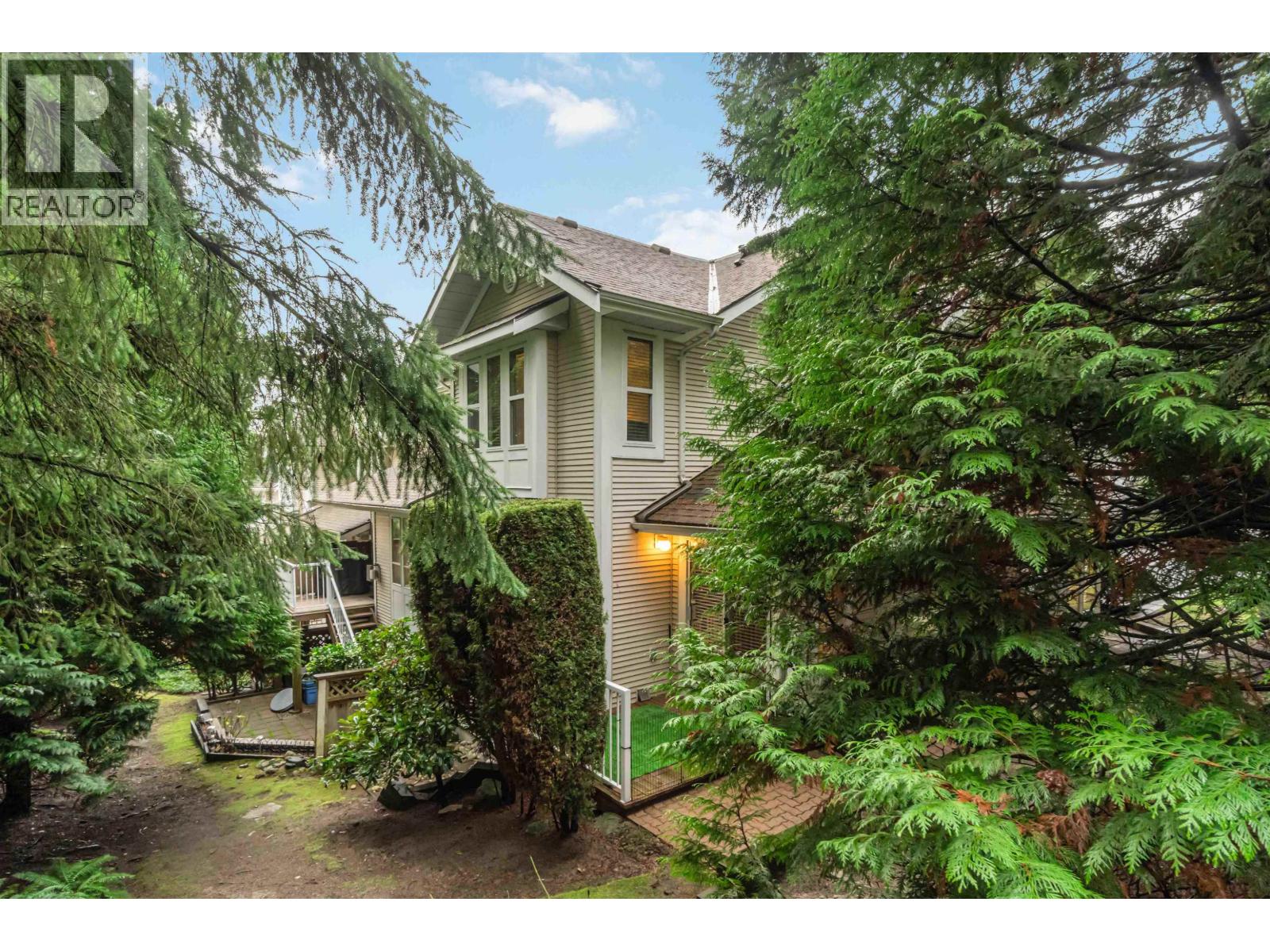 30 2590 Panorama Drive, Coquitlam, British Columbia  V3E 2W9 - Photo 37 - R3139149