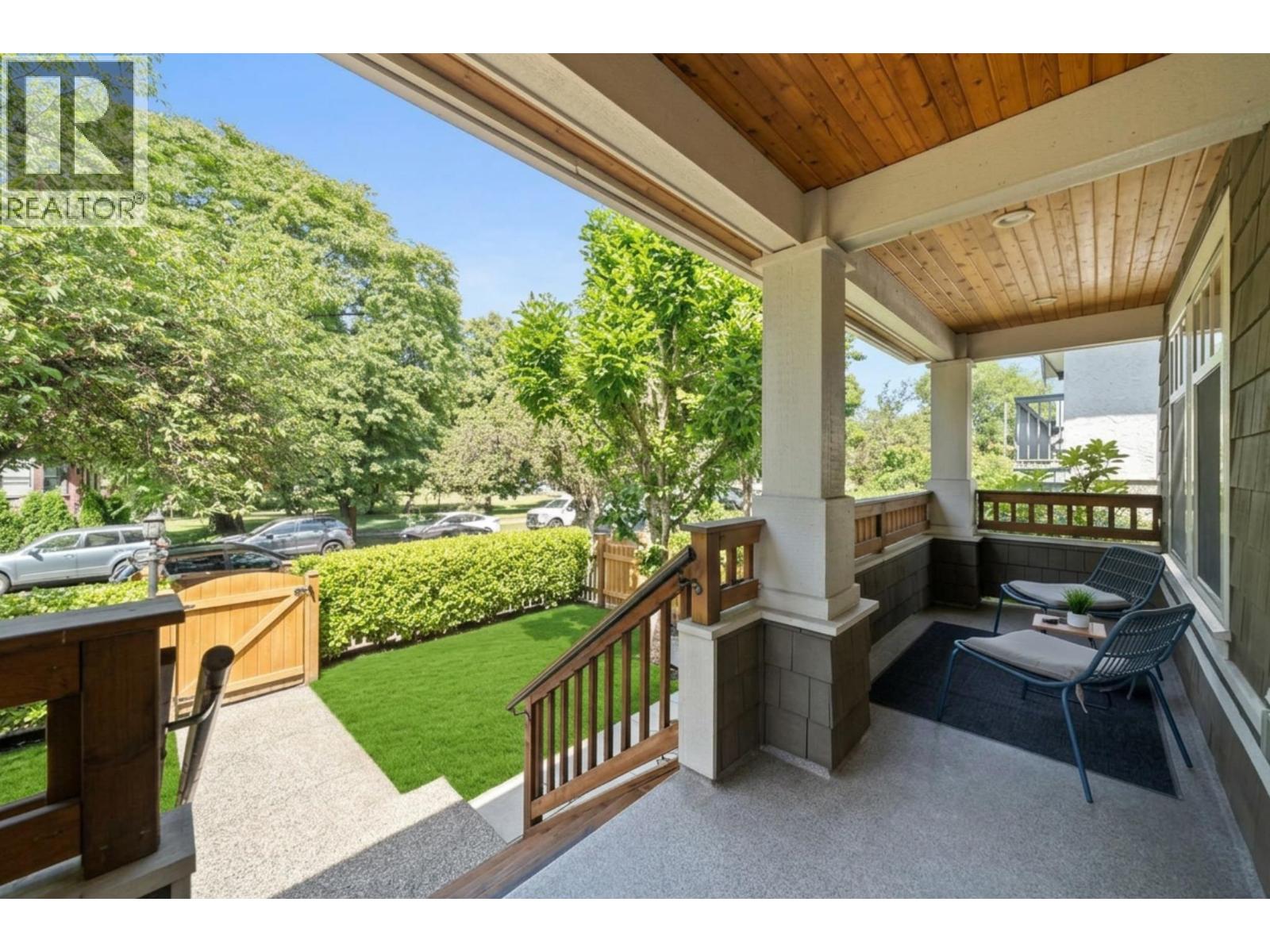 1252 E 11th Avenue, Vancouver, British Columbia  V5T 2G3 - Photo 3 - R3139224