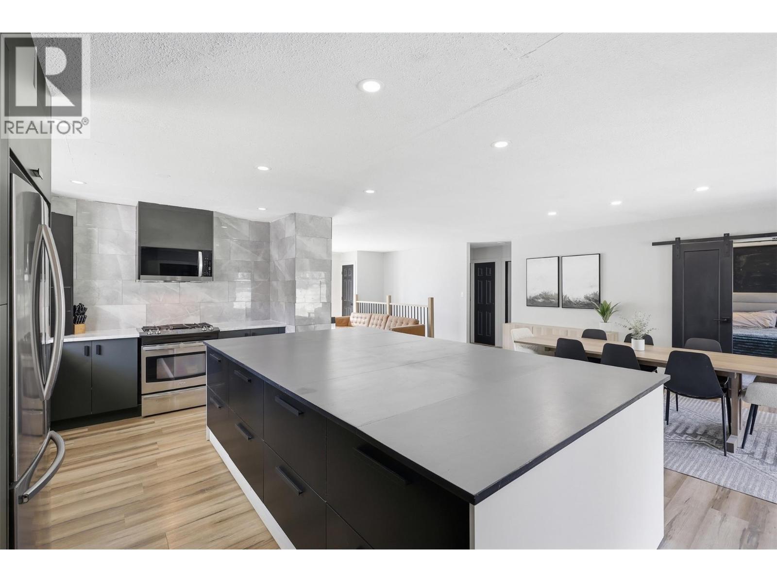 4747 Kamloops Vernon Highway, Westwold, British Columbia  V0E 3B1 - Photo 6 - 10392496