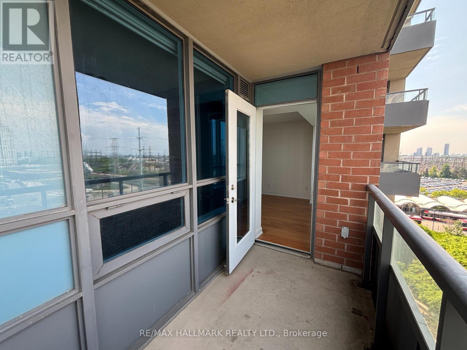 839 - 35 Viking Lane, Toronto, Ontario  M9B 0A2 - Photo 17 - W13421794