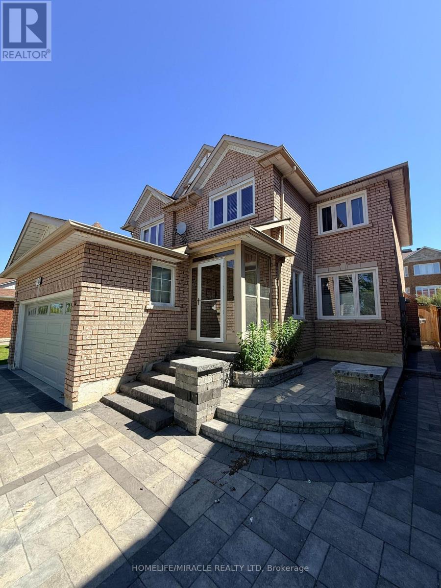 147 Elizabeth Street, Ajax, Ontario  L1T 3Y4 - Photo 2 - E13481746