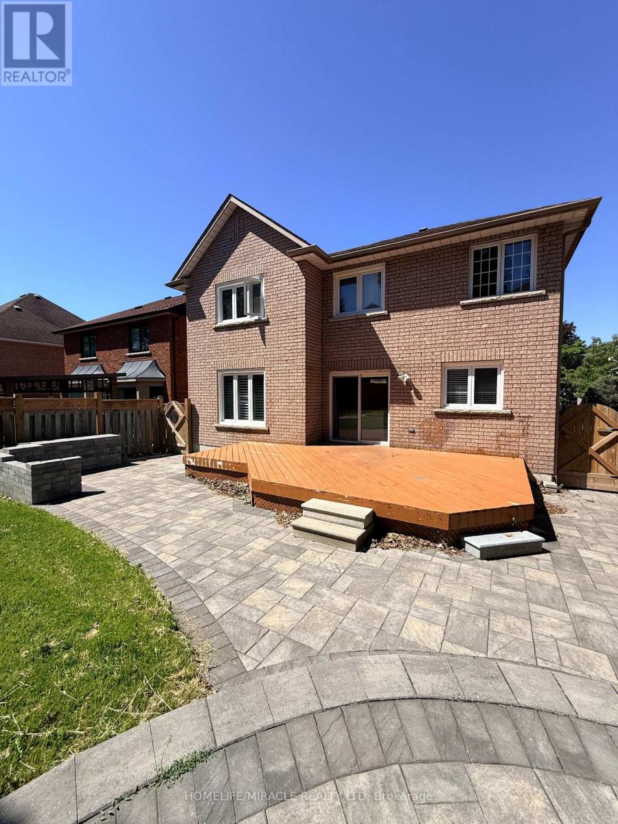 147 Elizabeth Street, Ajax, Ontario  L1T 3Y4 - Photo 4 - E13481746