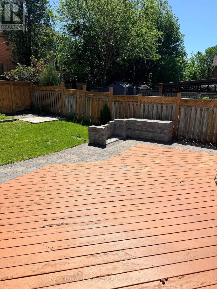 147 Elizabeth Street, Ajax, Ontario  L1T 3Y4 - Photo 5 - E13481746