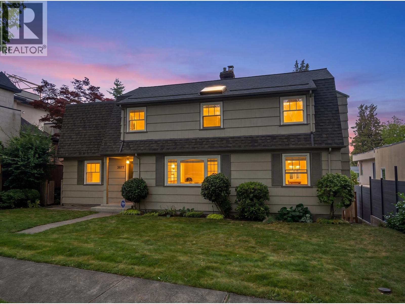 3877 W BROADWAY, Vancouver, British Columbia