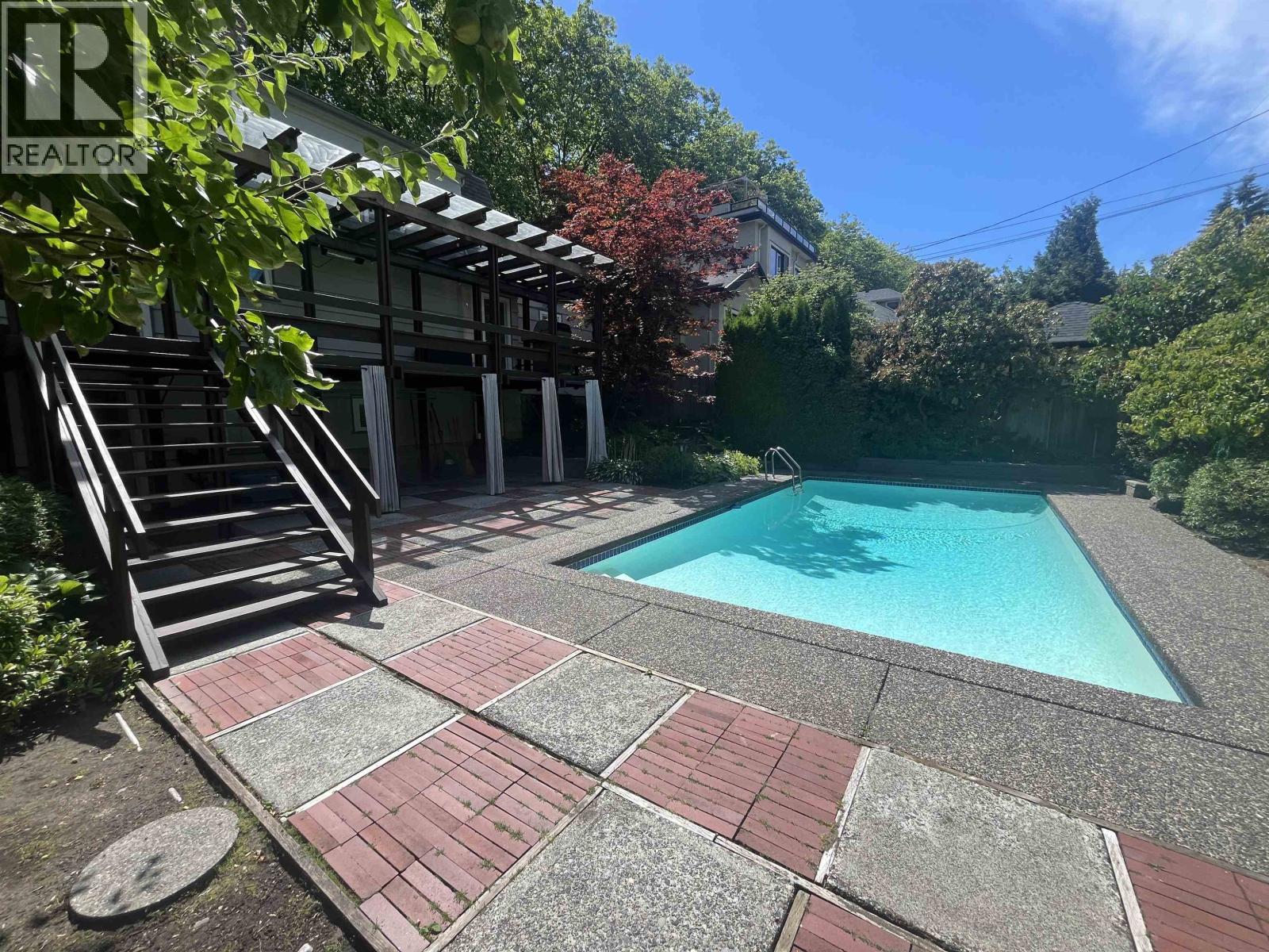 3877 W Broadway, Vancouver, British Columbia V6R 2C2 - Photo 4 - R3139239