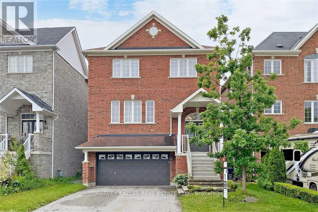 209 Ray Snow Boulevard, Newmarket, Ontario L3X 3J3 - Photo 1 - N13481752