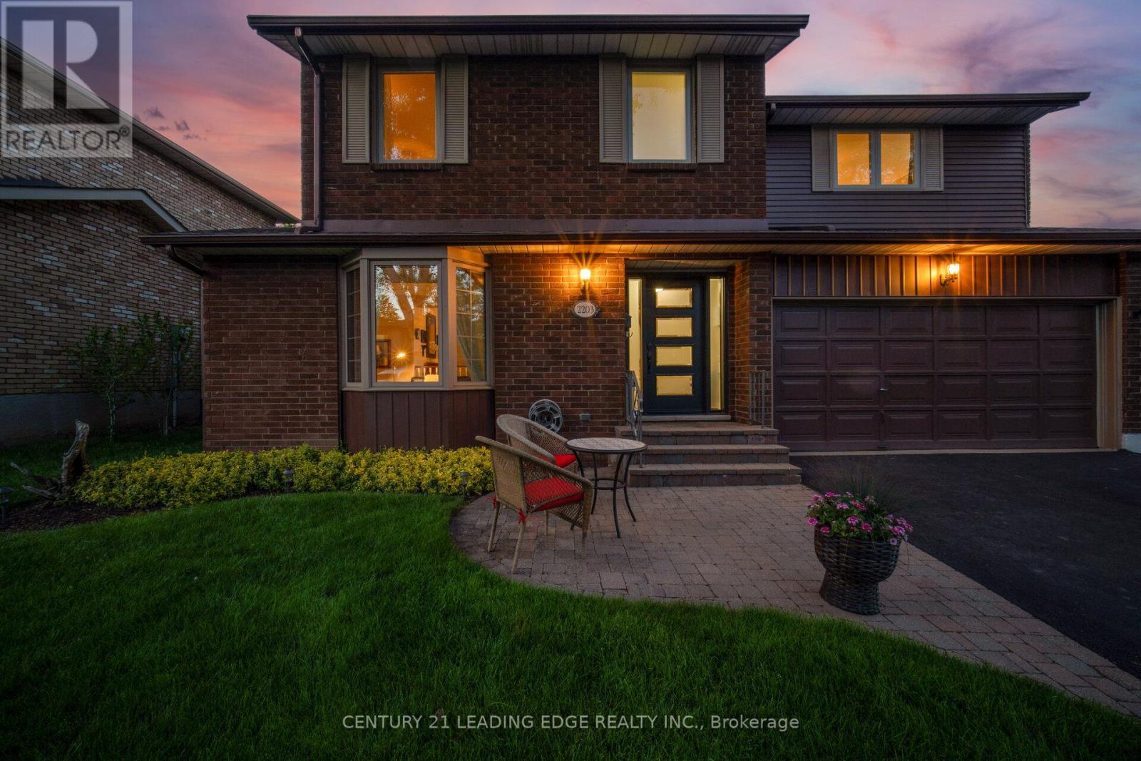 2203 Previn Court, Burlington, Ontario  L7P 4J3 - Photo 24 - W13481730