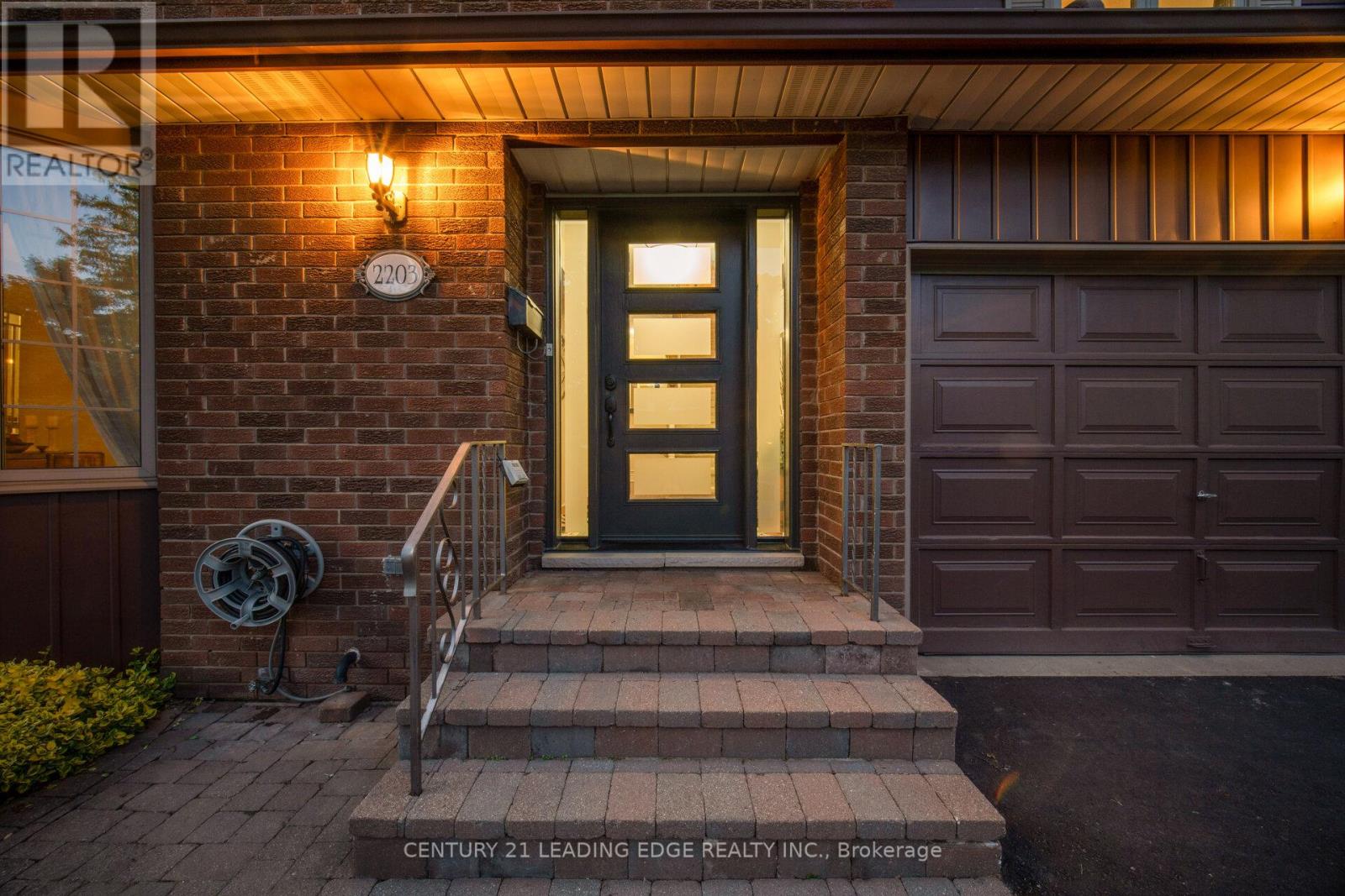 2203 Previn Court, Burlington, Ontario  L7P 4J3 - Photo 25 - W13481730