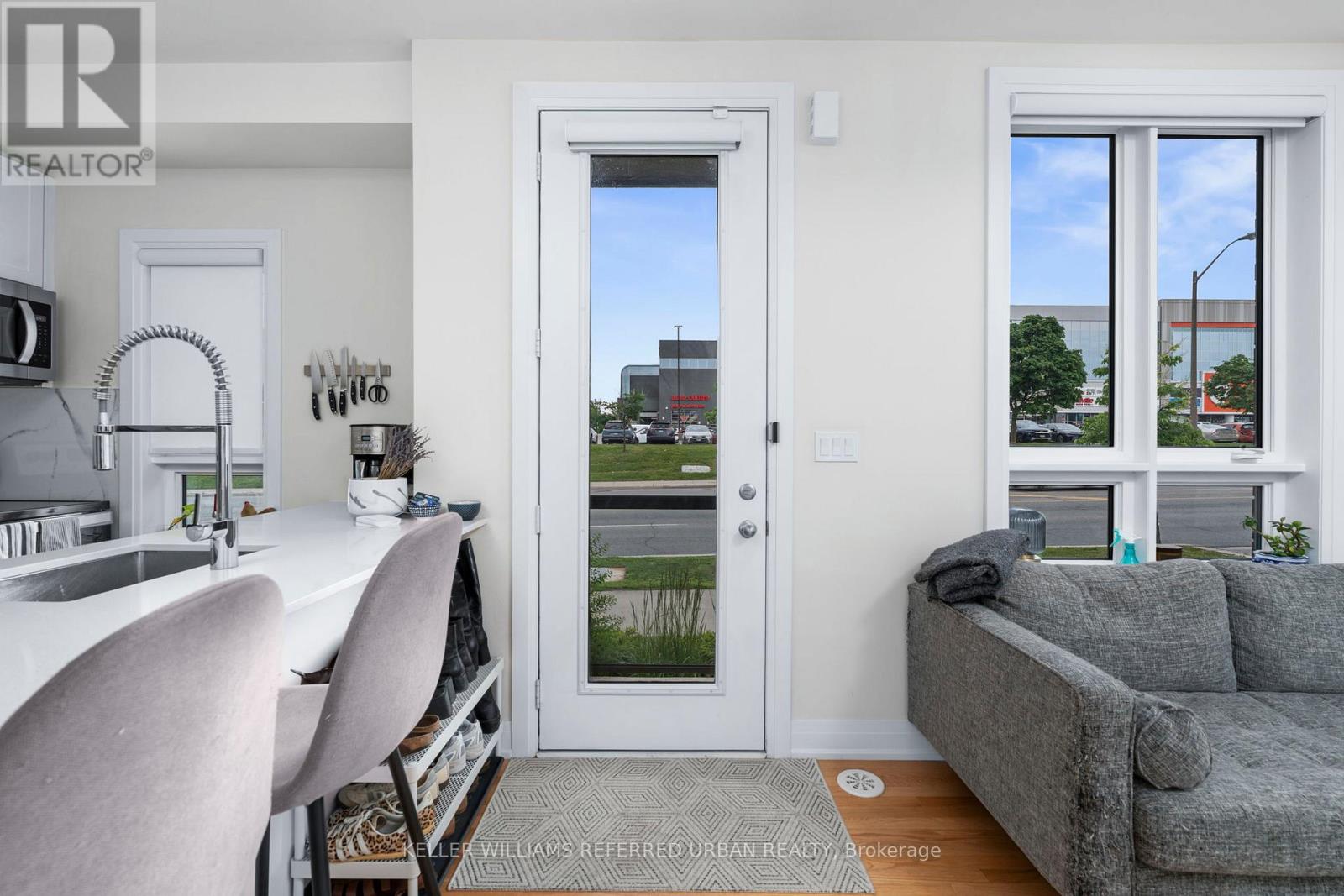 1 - 713 Lawrence Avenue W, Toronto, Ontario  M6A 1B4 - Photo 3 - W13481732