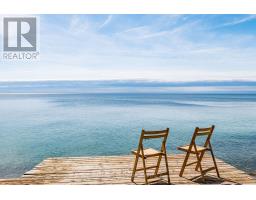 11A LAKE SHORE DRIVE, Toronto, Ontario