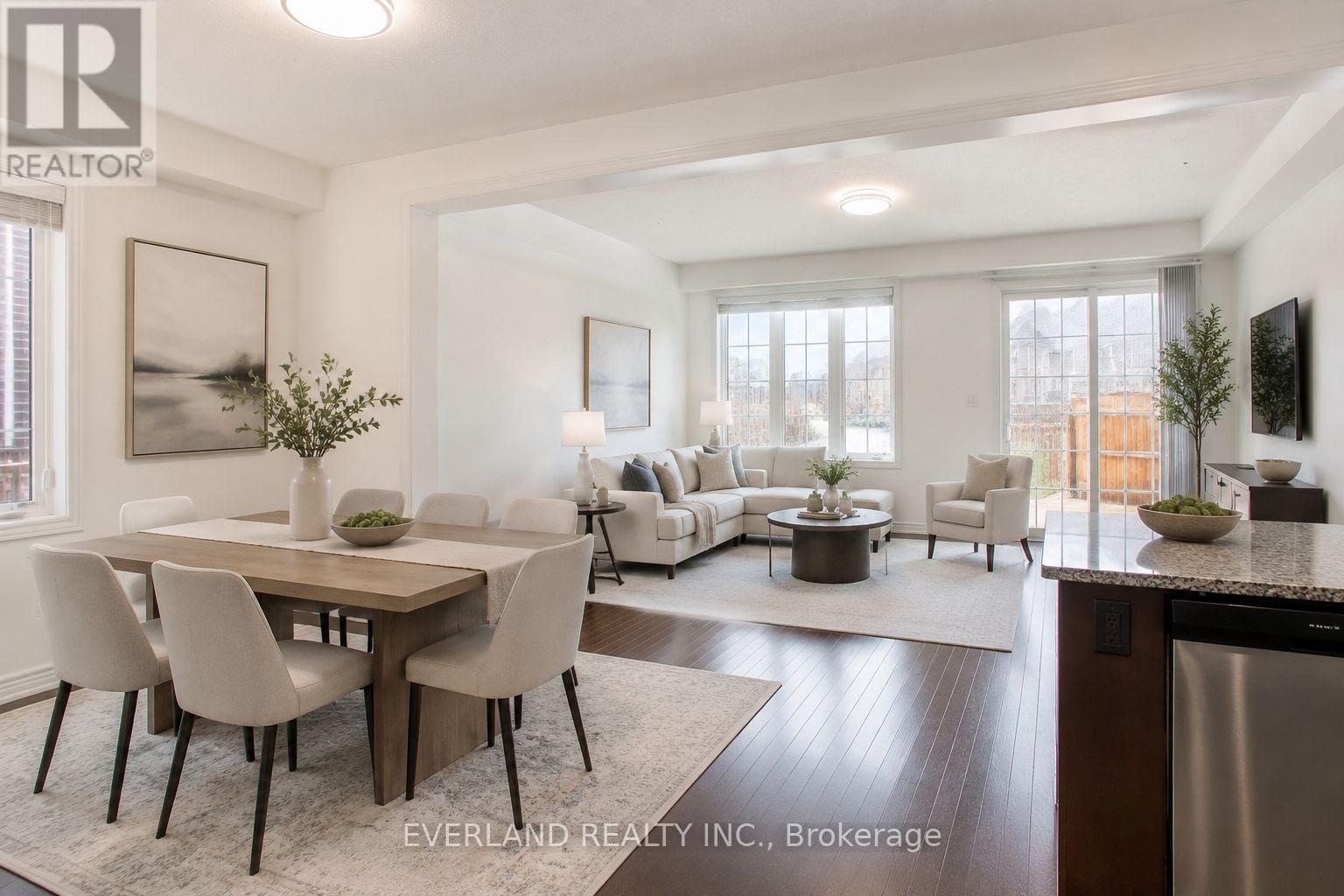 372 Threshing Mill Boulevard, Oakville, Ontario  L6H 0P6 - Photo 4 - W13481744