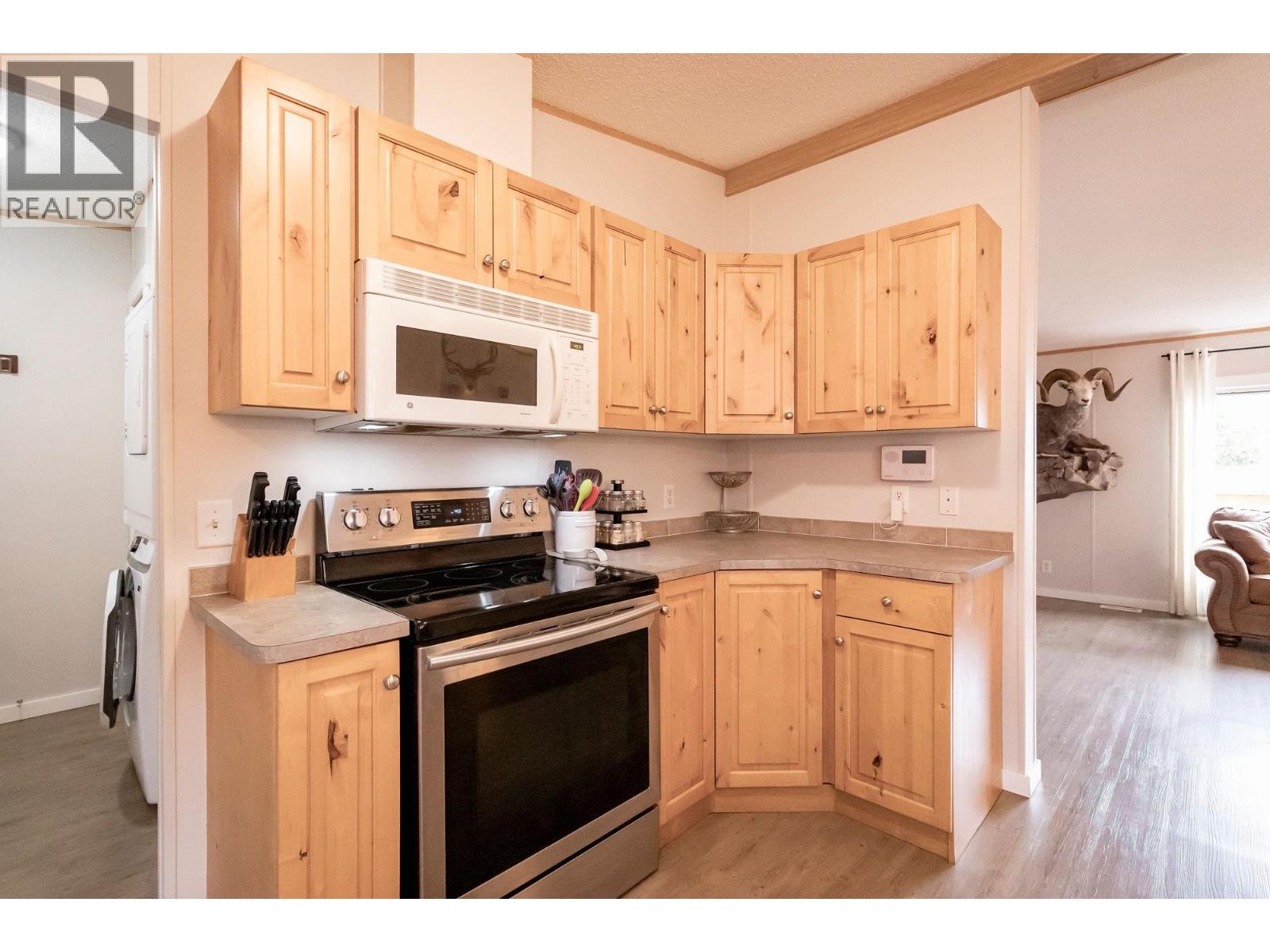 9640 N Spruce Street, Taylor, British Columbia  V0C 2K0 - Photo 12 - R3139219