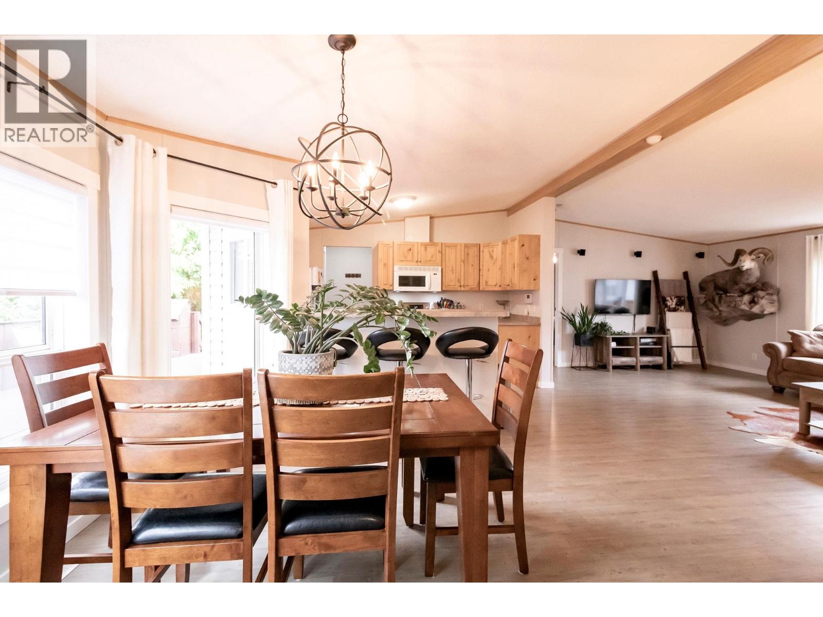 9640 N Spruce Street, Taylor, British Columbia  V0C 2K0 - Photo 9 - R3139219