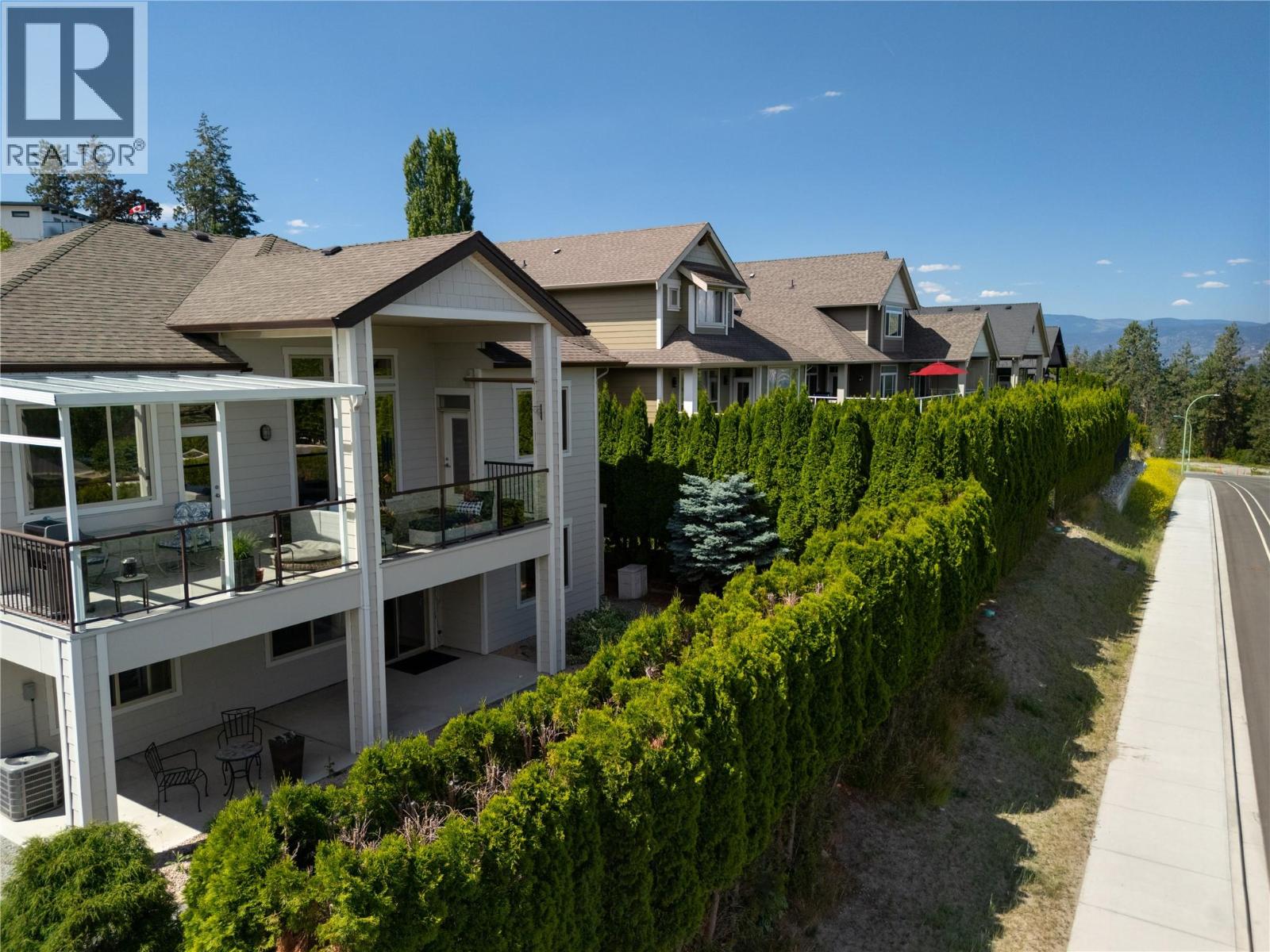 570 Gowen Place, Kelowna, British Columbia  V1W 5B4 - Photo 9 - 10392283
