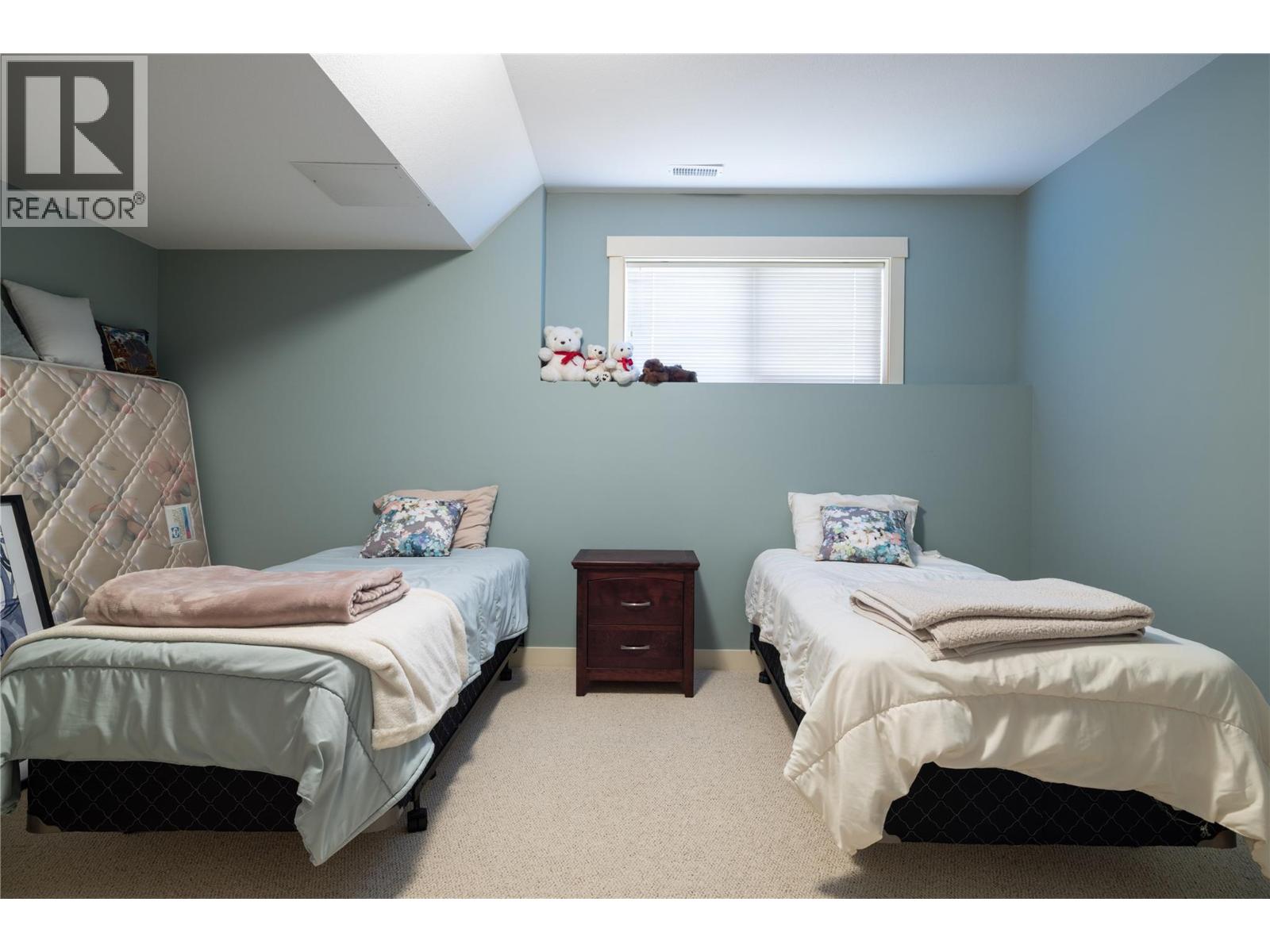 570 Gowen Place, Kelowna, British Columbia  V1W 5B4 - Photo 47 - 10392283