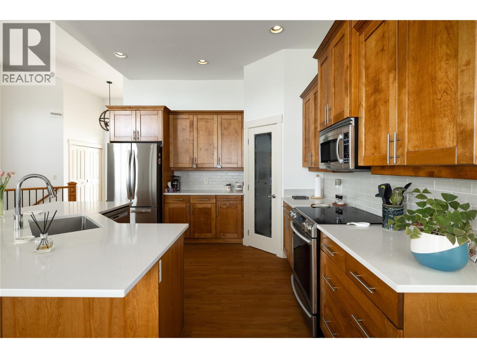 570 Gowen Place, Kelowna, British Columbia  V1W 5B4 - Photo 33 - 10392283