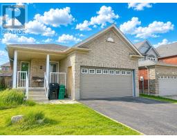 212 COLTON CIRCLE, Kitchener, Ontario
