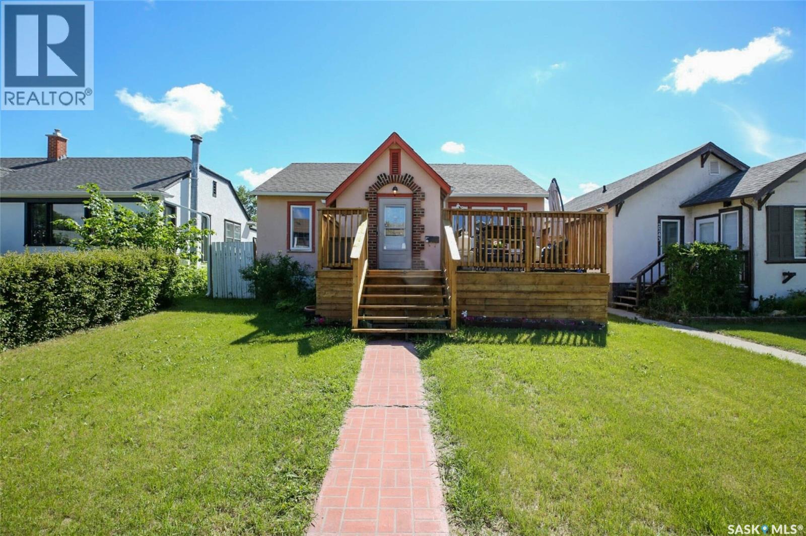 2241 Queen STREET, Regina, Saskatchewan