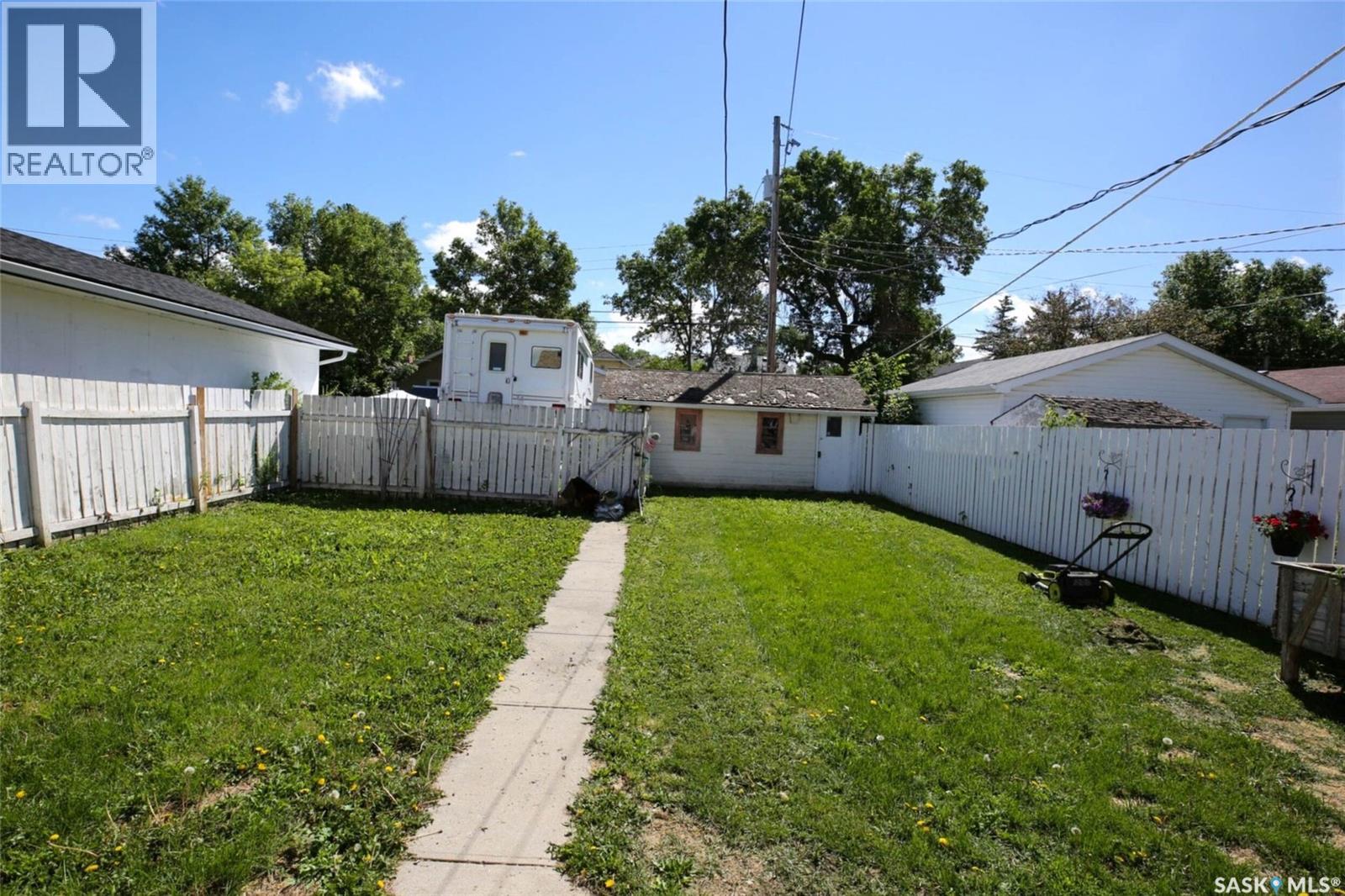 2241 Queen Street, Regina, Saskatchewan  S4T 4C6 - Photo 23 - SK040332